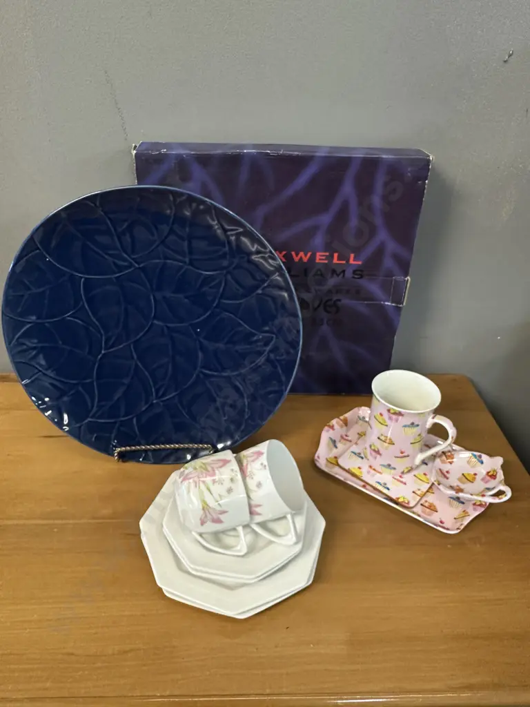 Maxwell & Willam Indigo Leaves Platter, Cupcakes Tea Ware Etc Image 1++