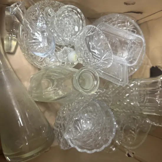 Selection Of Vintage Glassware Items