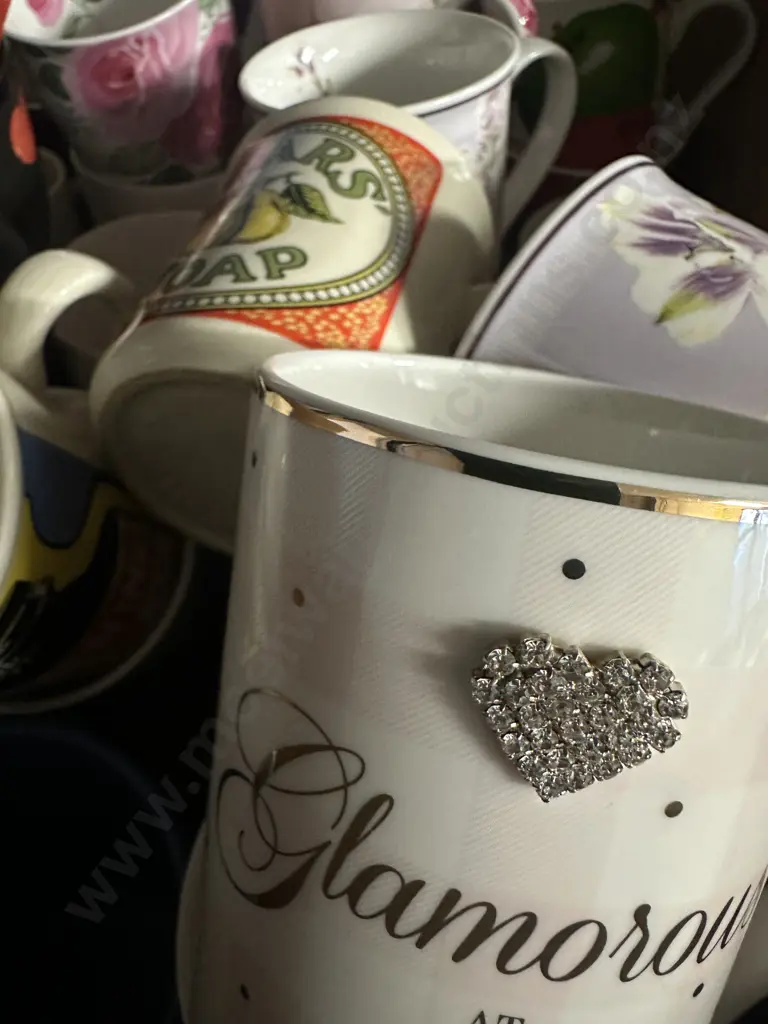 Box Lot Assorted Coffee Cups Image 1++