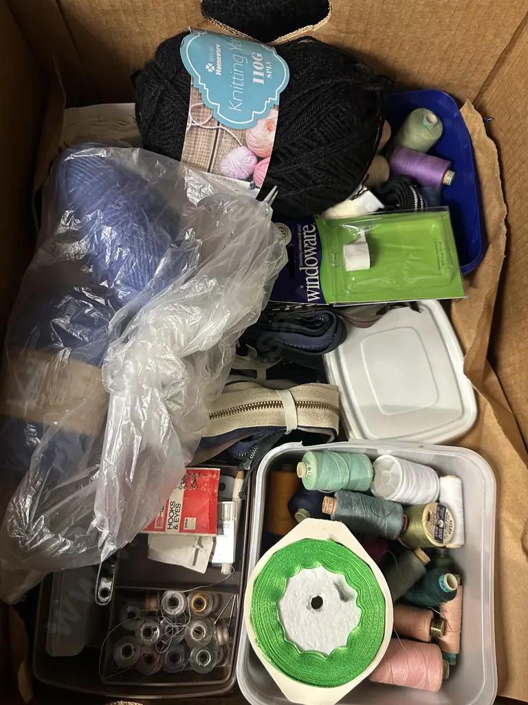Box Lot Haberdashery Image 1++