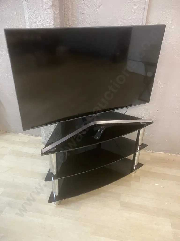 Samsung 43" Crystal UHD 4K Television - UA43TU8500S With Remote Control & Black Glass TV Stand Image 1++