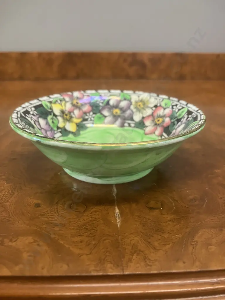 Maling Clematis With Victoria Green Pattern Small Dish c1940s. W10.5cm Image 1++