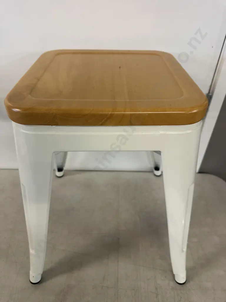 Cream Metal & Wood Seat Low Stool H46cm. Image 1++