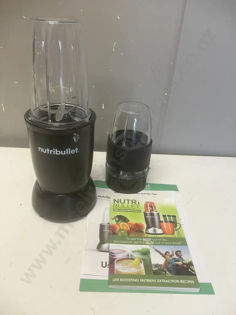 Nutribullet With Books - NB-WL235A-02 Image 1++