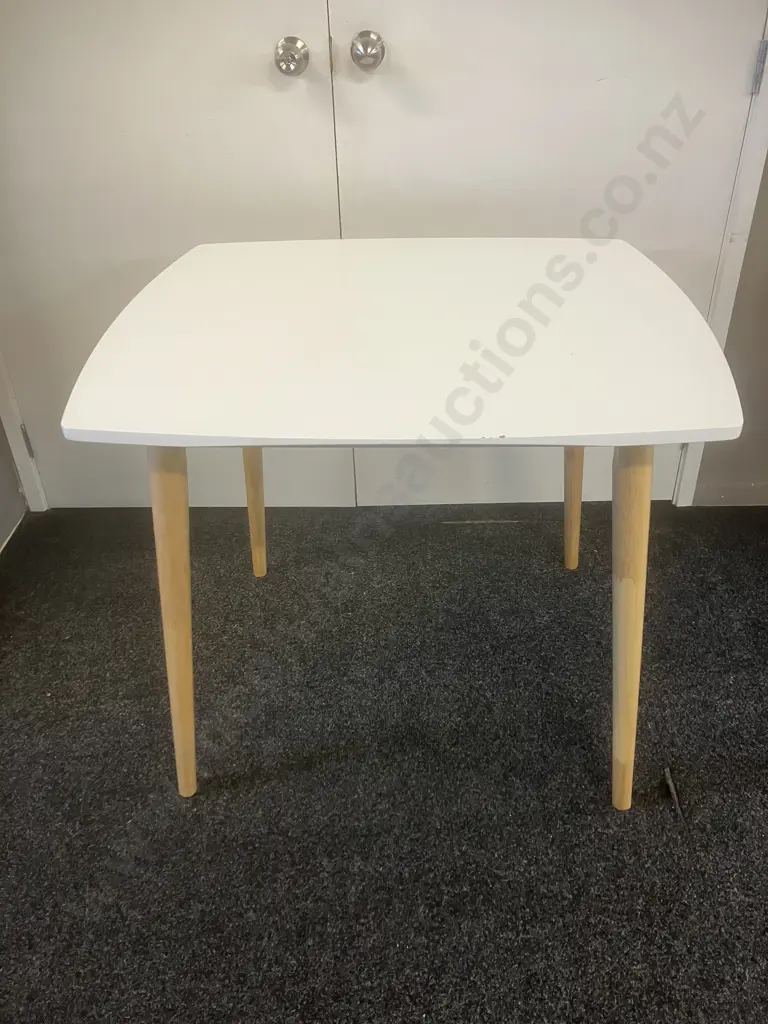 White Dining Table With Natural Finish Wooden Lega. H75 W90 D80cm (AF) Image 1++