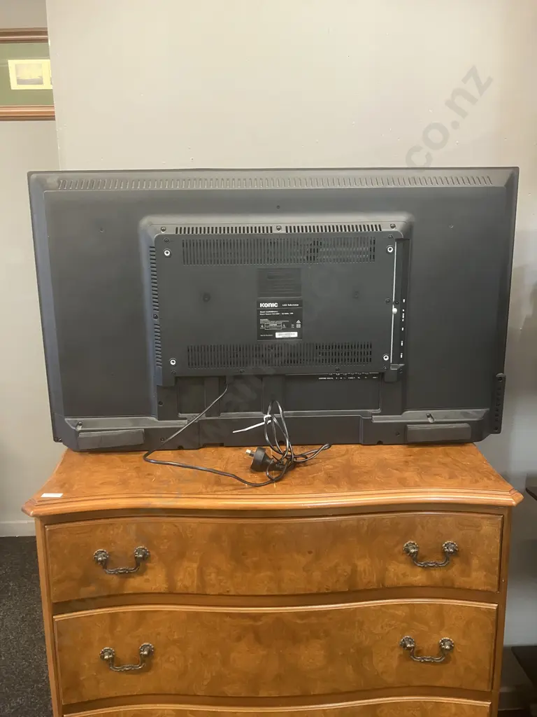 Konic 40" LED TV With Remote Control - Model KKD40HS636A (No Stand) Image 1++