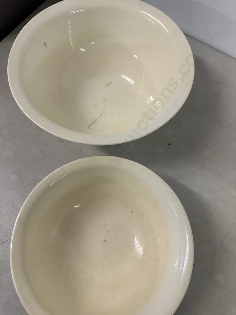 Vintage Fiesta Ware Mixing Bowls By Crown Lynn Image 1++