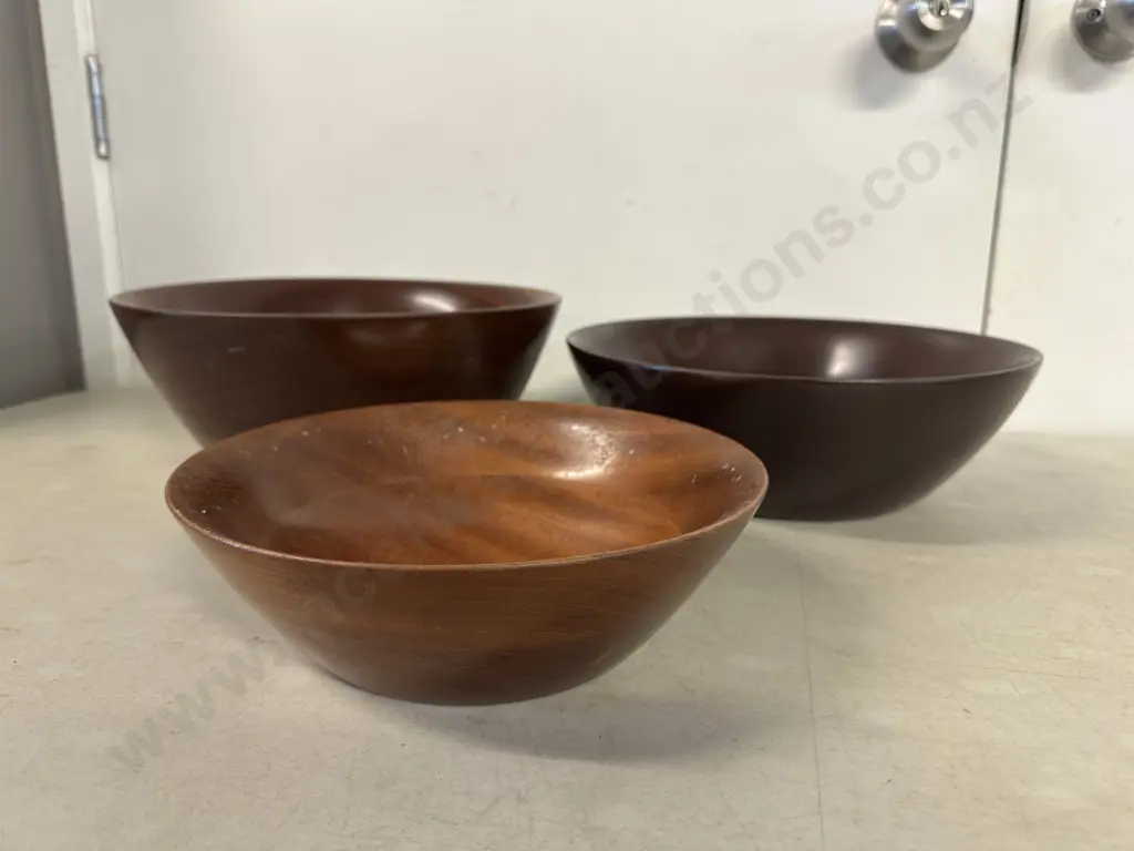 Selection Of Brenda Bridget Sapele Mahogany Ware Bowls By Don Alexander Image 1++