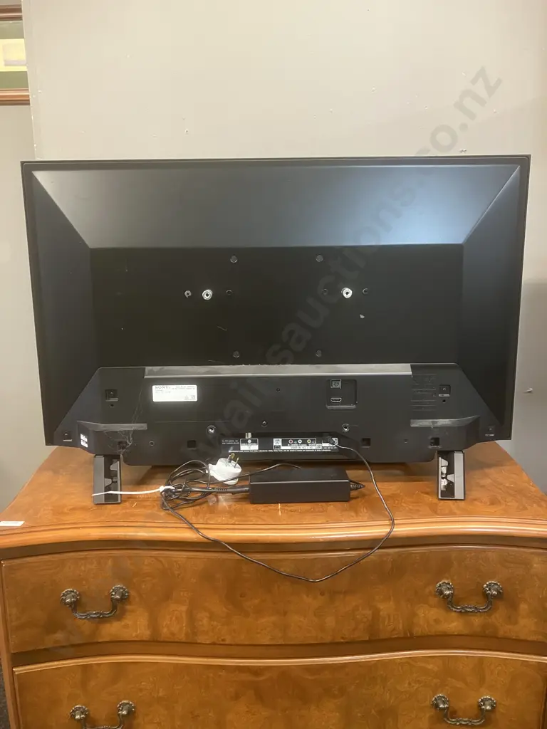 Sony KDL-32W600D 32" LED TV With Remote Control Image 1++