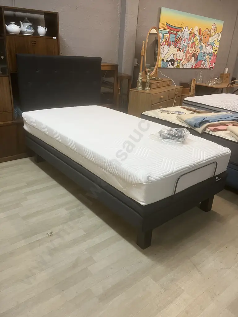 King Single Size Tempur Ergo Motion Adjustable Bed Frame With Mattress & Black Headboard (103 x 196cm) Image 1++