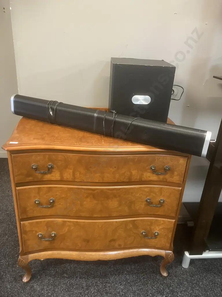 Sound Bar BT-302 Image 1++