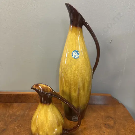 Vintage Blue Mountain Pottery Harvest Gold Drip Glasze Pitchers (as found)