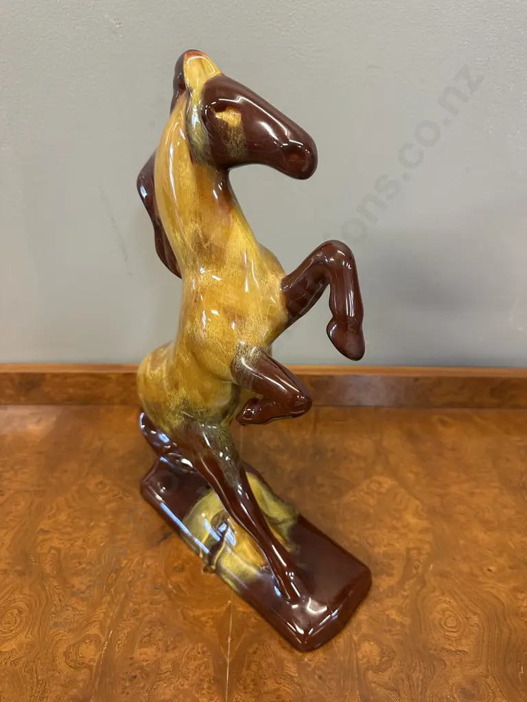Vintage Blue Mountain Pottery Harvest Gold Drip Horse Figurine Image 1++