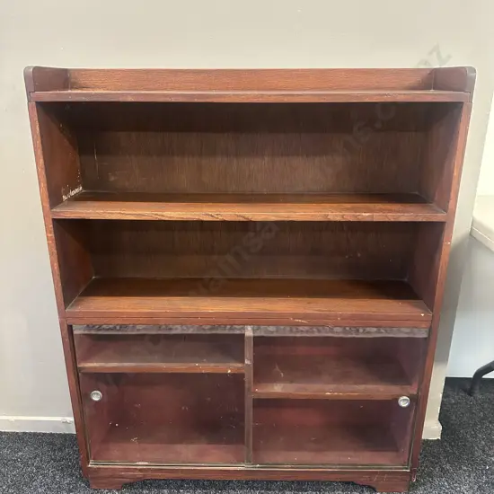 Vintage Oak Book Shelf /Display Cabinet H112 W91 D21cm.