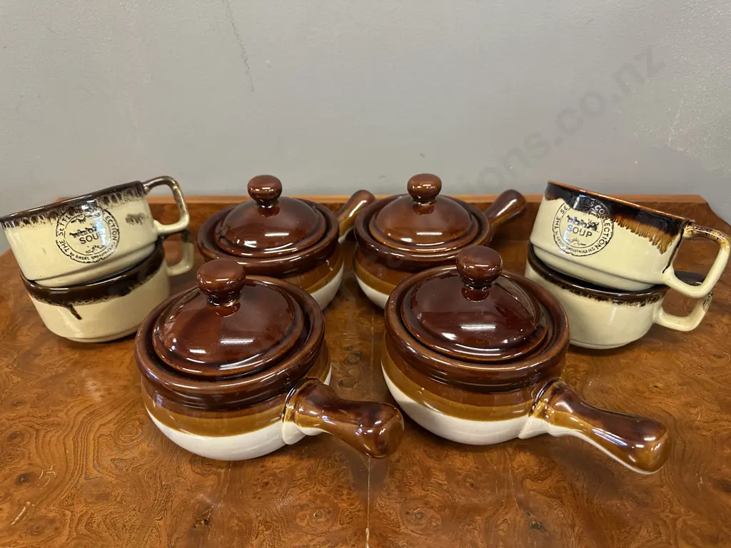 Selection Of Lidded Soup Bowls Etc Image 1++