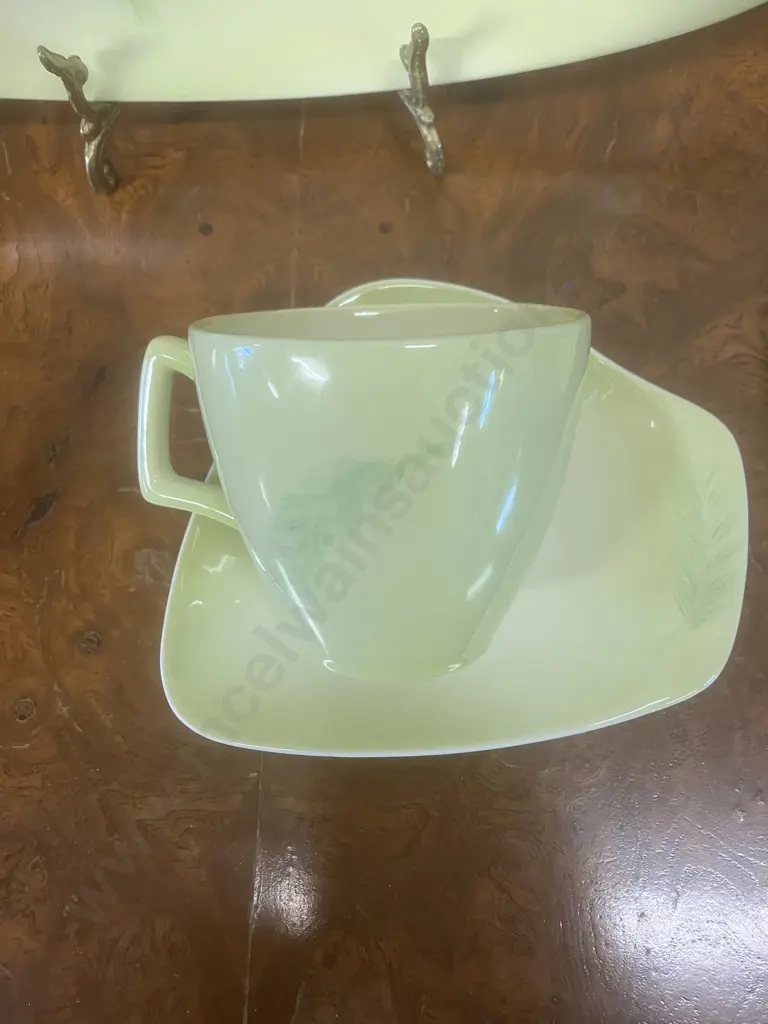Carlton Ware "Convolvulus" (Morning Glory) Large Tray & Pair of Cups & Saucers, Australian Design. c1935-1961 Image 1++