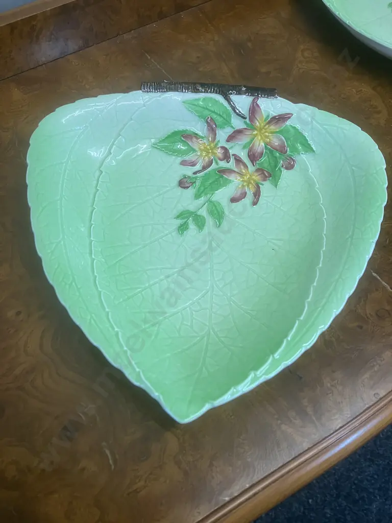 Carlton Ware Green Apple Blossom Leaf Shaped Plates c1940's, Australian Design. 24 x 24 & 23 x 22cm Image 1++
