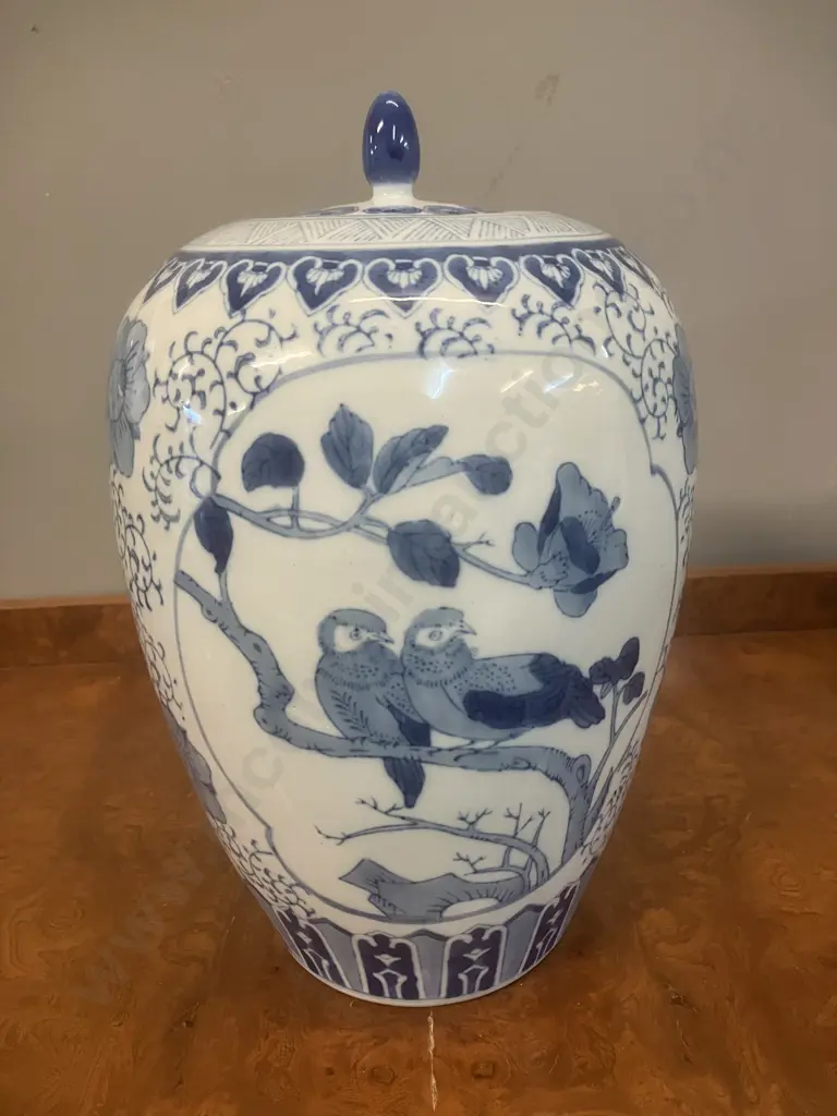Chinese Porcelain Ginger Jar With Cobalt Blue Decoration And Lid, Late 19th Century. 30cm Image 1++