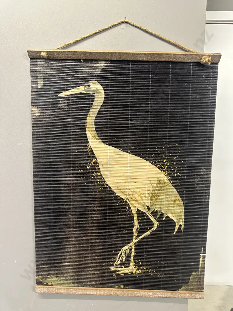 Vintage Bamboo Hanging Wall Art Cream Coloured Wading Bird H83 W60cm. Image 1++