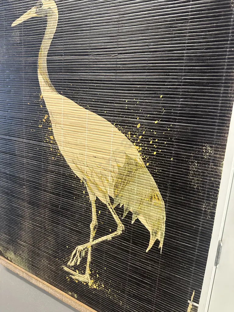 Vintage Bamboo Hanging Wall Art Cream Coloured Wading Bird H83 W60cm. Image 1++