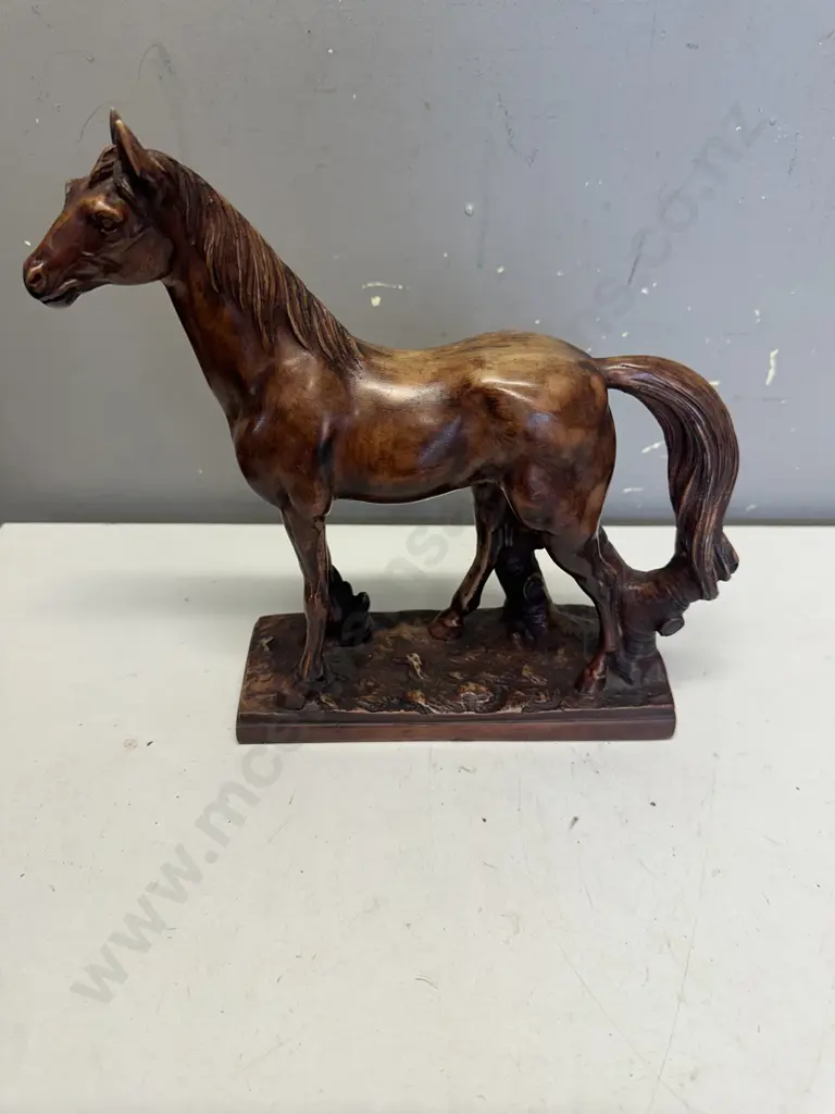Marble Art Product NZ Horse Figurine H26 W27cm. Image 1++