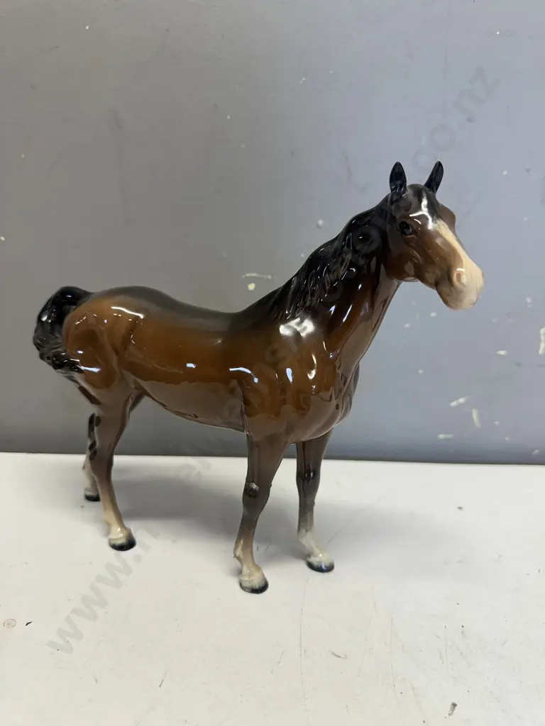 Beswick Horse Figurine Repair To Legs Image 1++