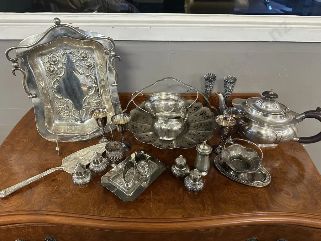 Selection Of Silver Ware Items Etc Image 1++