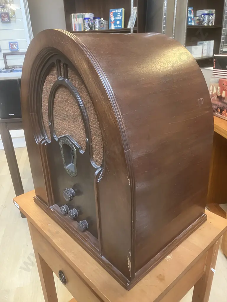 Philco 91 Cathedral (Wood Tube Cathedral Radio) 1932 (Model 91 H) Image 1++
