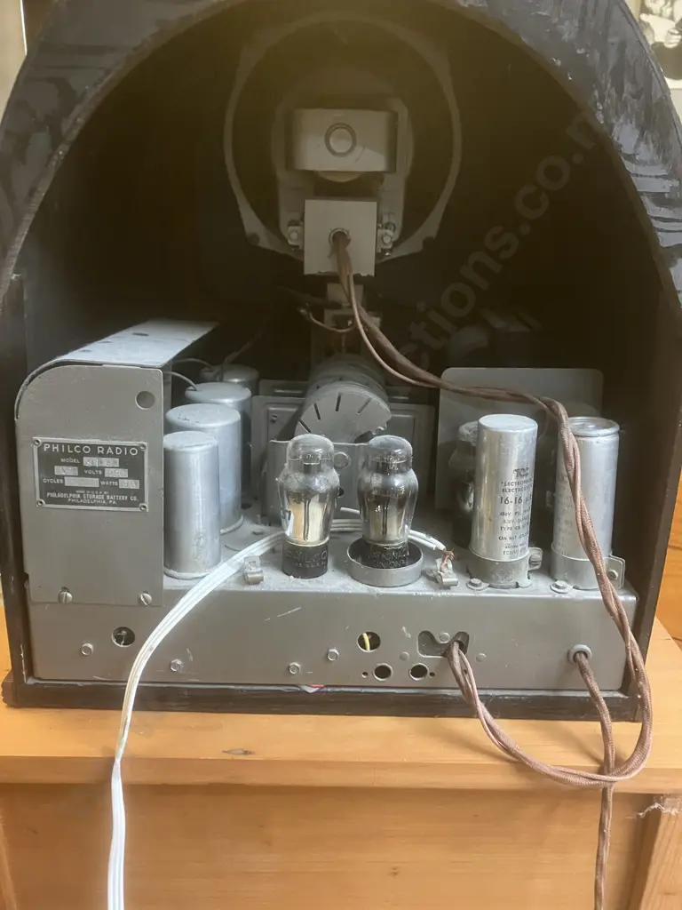Philco 91 Cathedral (Wood Tube Cathedral Radio) 1932 (Model 91 H) Image 1++