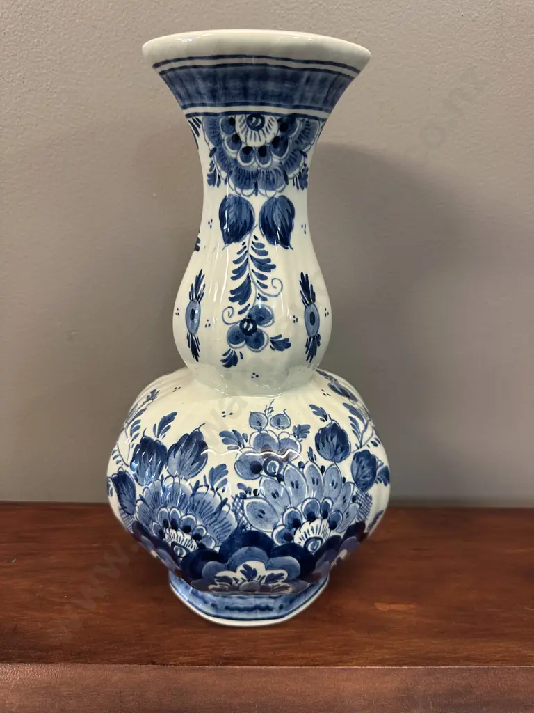 Vintage Hand Painted Delfts Vase H28cm. Image 1++