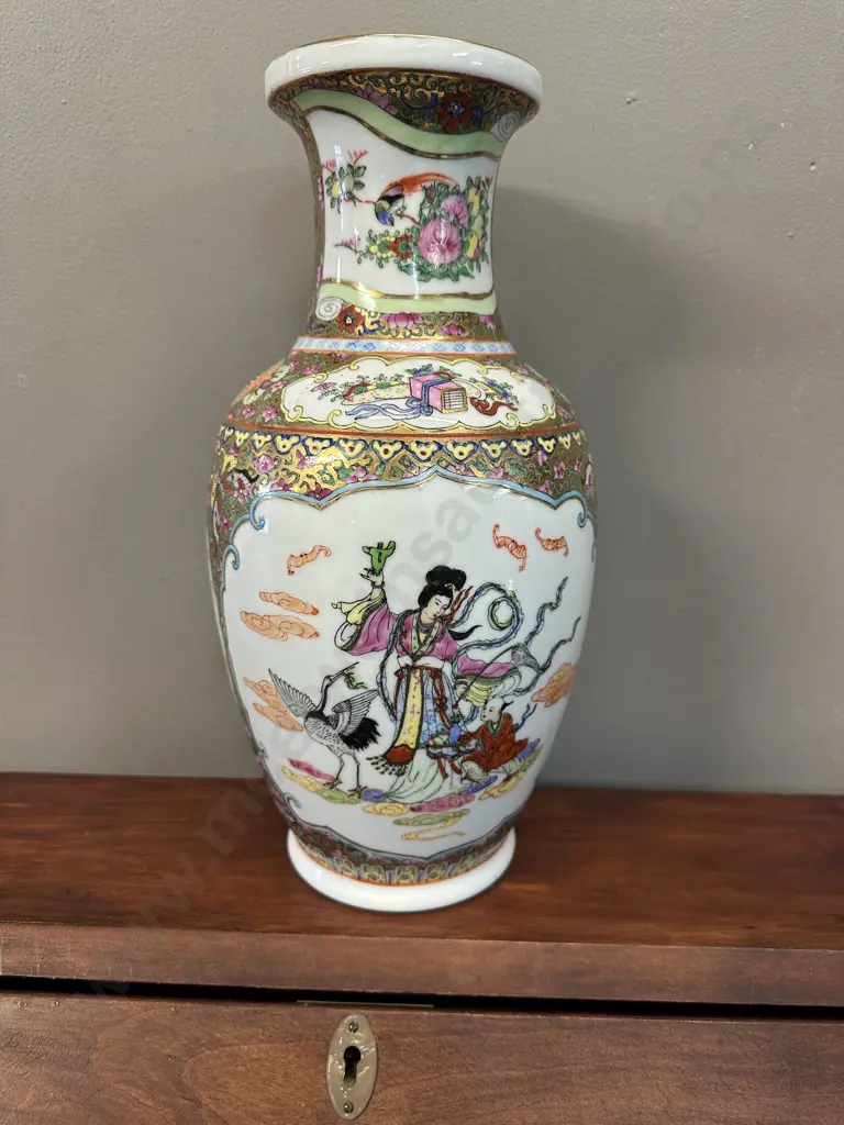 Hand Painted Chinese Decorative Vase H36cm. Image 1++