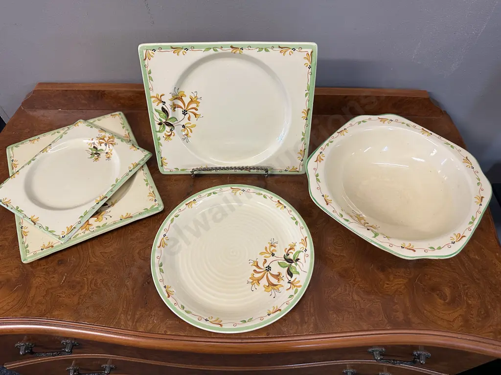 Art Deco Royal Staffordshire "The Biarritz" China Items Image 1++