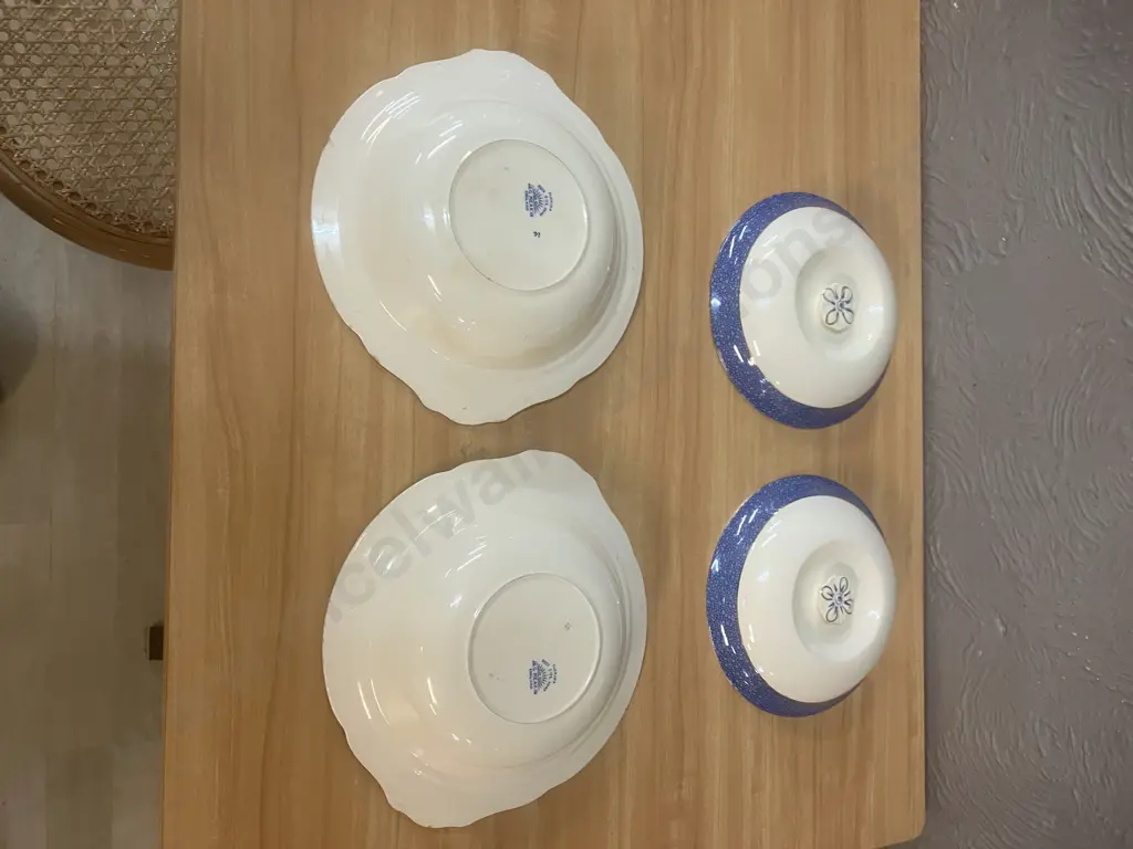 Pair of J & G Meakin Florida Blue Sol 391413 Lidded Tureen Dishes (AF) Image 1++