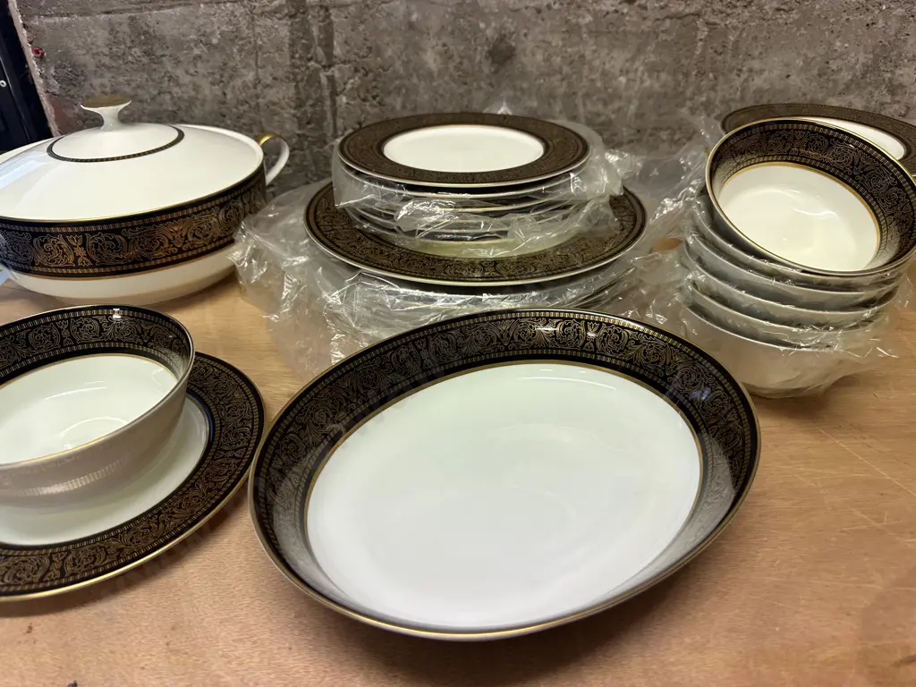 Mikassa Dinnerware Items Image 1++
