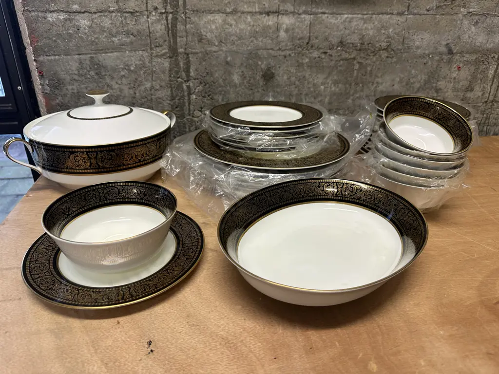 Mikassa Dinnerware Items Image 1++