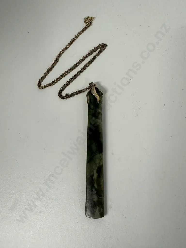 New Zealand Pounamu Pendant On Chain L8.5cm. Image 1++