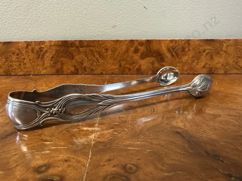 Vintage Art Nouveau Hallmarked Sugar Tongs Weight 55grams Image 1++