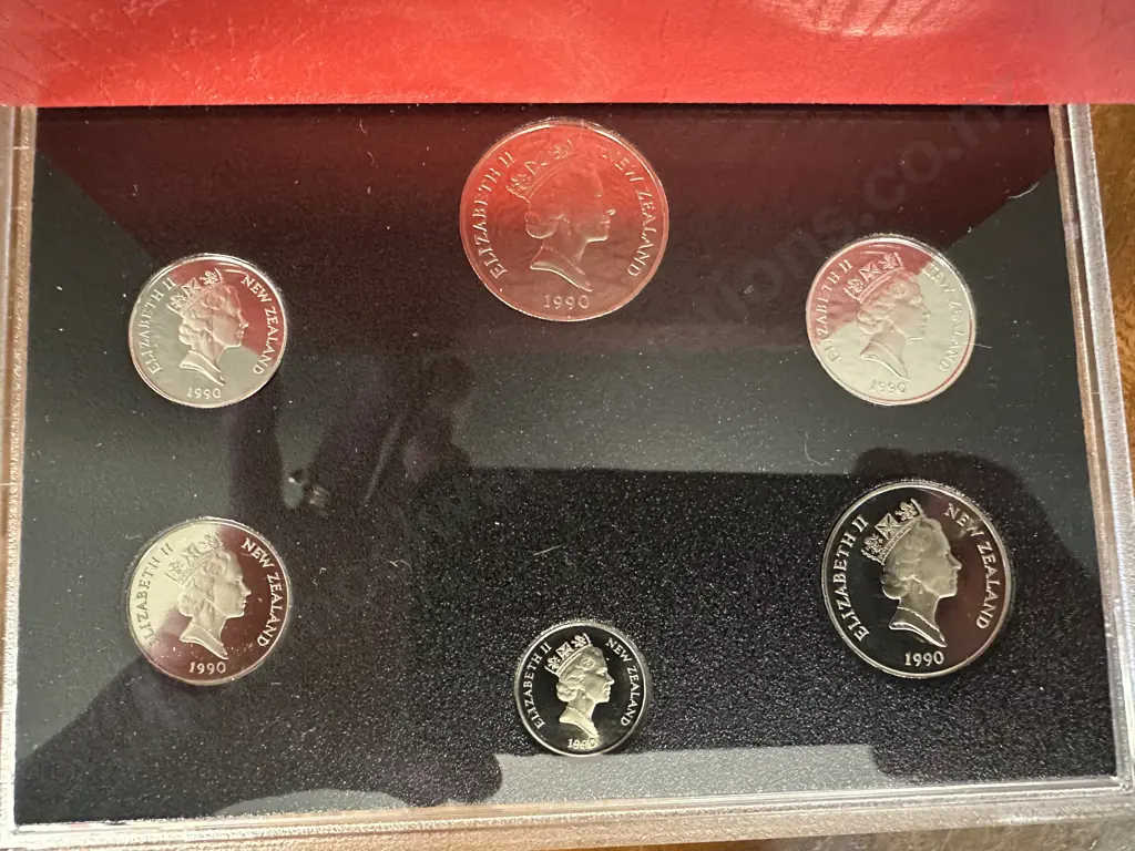 New Zealand 1990 Proof Coin Collection Set Image 1++