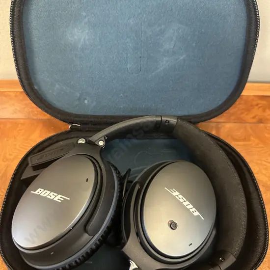 Bose QuietComfort 25 Acoustic Noise Cancelling Headphones