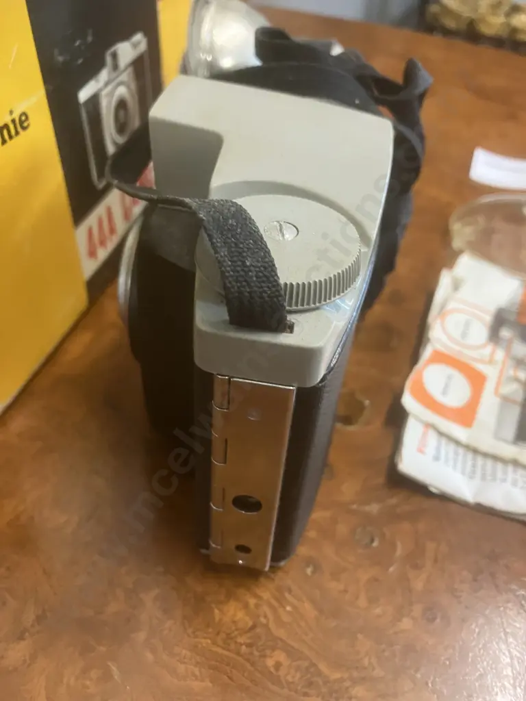 Vintage Kodak Brownie 44A Camera, Instructions, Brownie Flashholder 4 - Original Boxes Image 1++