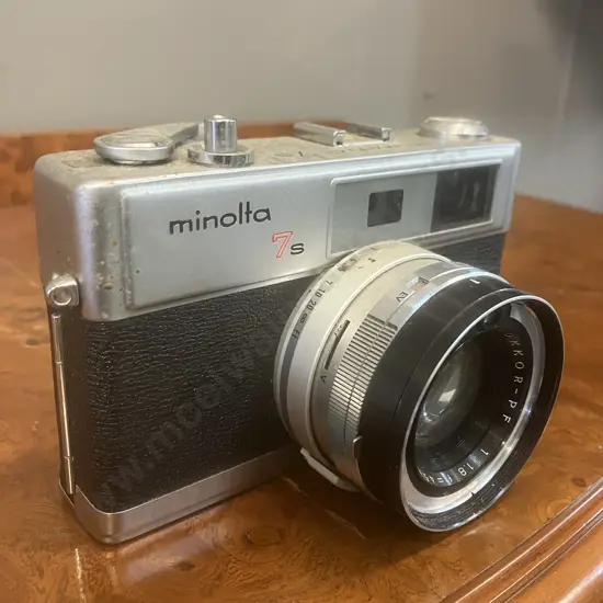 Minolta Hi-Matic 7S 35mm Rangefinder Film Camera With Minolta Rokkor-PF 1:8 f=45mm Lens - Japam 1966