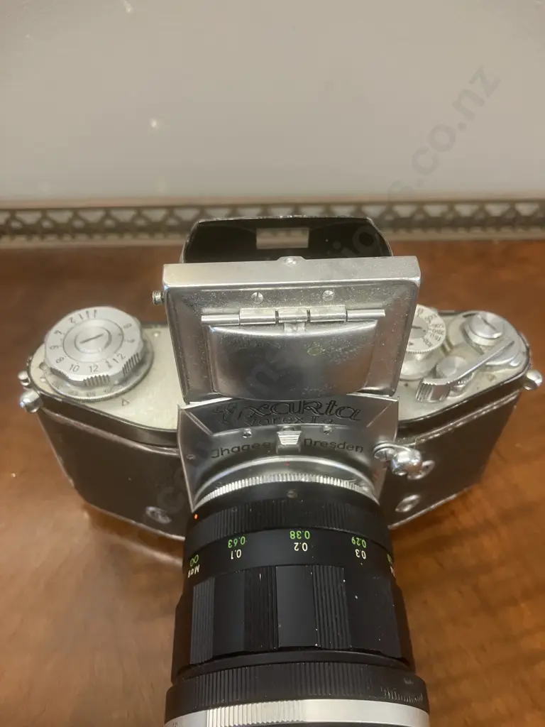 Exakta Varex IIa 35mm Film SLR Camera - Ihagee Kamerawerk Steenbergen & Co, Dresden 1958-60. Miranda Macro 52mm 2.8 Lens Image 1++