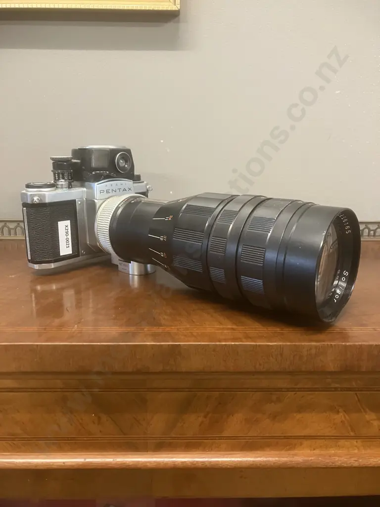 Asahi Pentax S1 35mm SLR Film Camera Japan 1961 With Soligor 250mm f=4 Lens Image 1++
