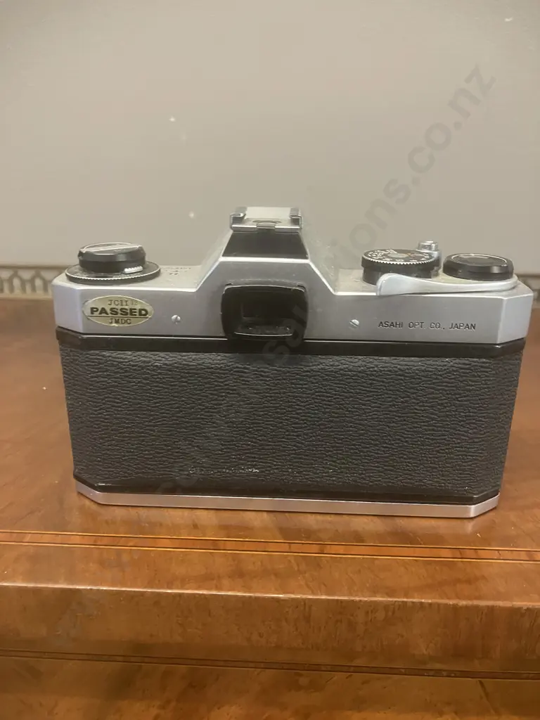 Pentax Spotmatic SP II 35mm SLR #5074181 With Takumar Super-Multi-Coated 55mm f1.8 Lens Image 1++