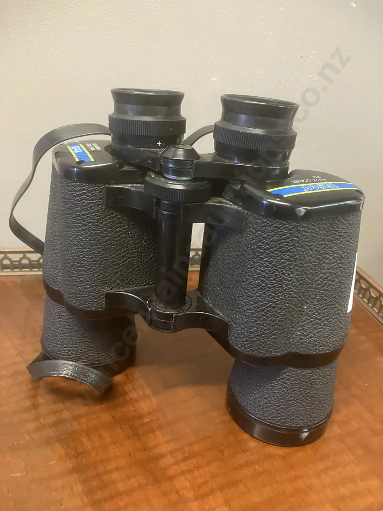 Tasco 10x50 Fully Coated Binoculars 312 Image 1++