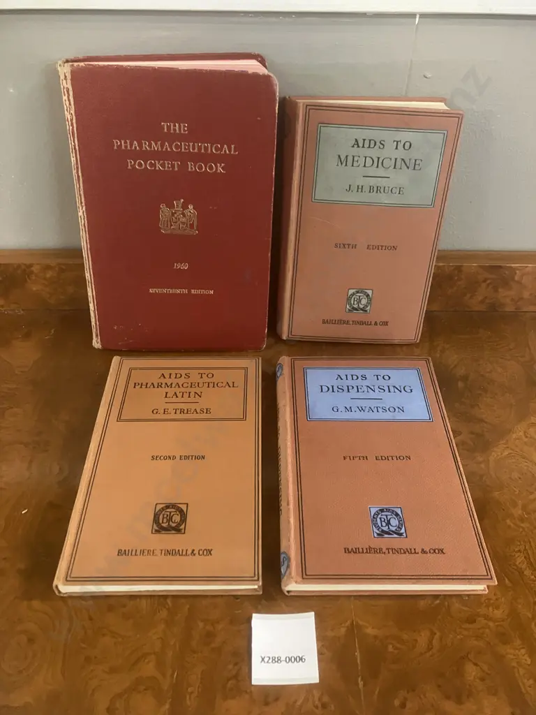 Books - Aids To Dispensing, Aids To Pharmaceutical Latin, Aids To Medicine, The Pharmaceutical Pocket Book Image 1++