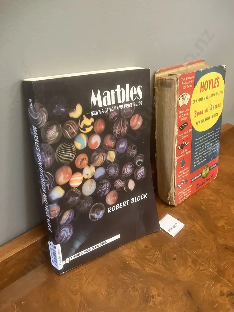 Robert Block's Marbles Identification & Price Guide & Hoyles Book Of Games 1949 Image 1++
