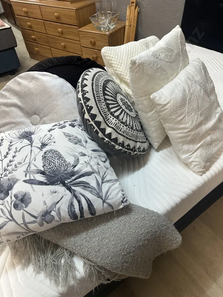 Selection Of Cushions & Throw Image 1++