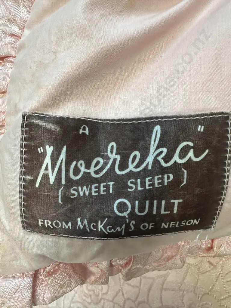 Vintage Moereka Sweet Sleep Quilt Coverlet & Cushions x2 Image 1++