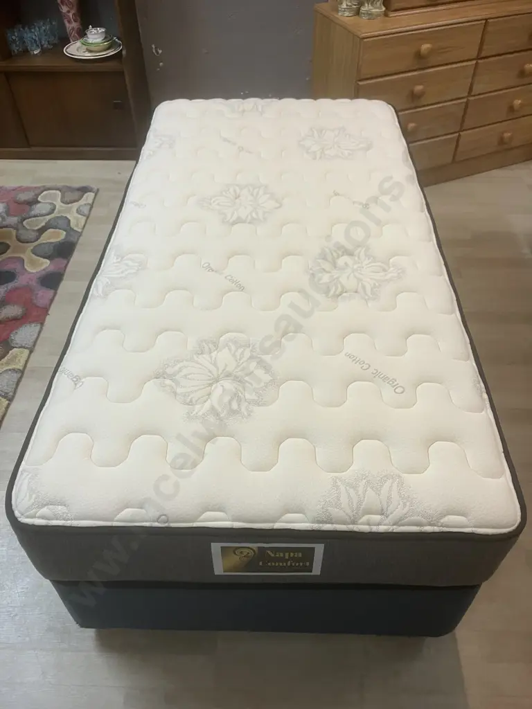 Single Size Napa Comfort Mattress With 2 Drawer Divan Base. 92 x 180cm Image 1++
